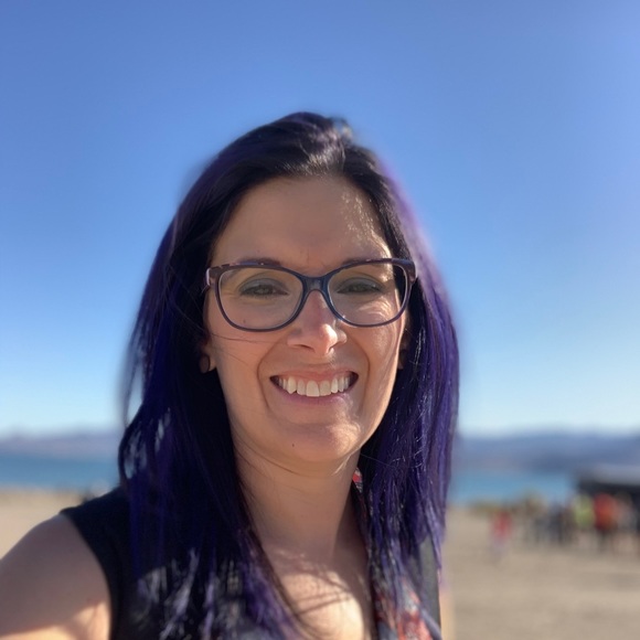 Meet your Posher, Monica - Picture 1 of 1